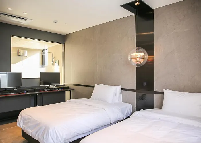 Hotel Rose Bay *